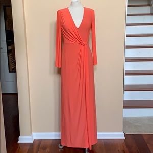 🌟 HALSTON H Knot Long sleeve gown